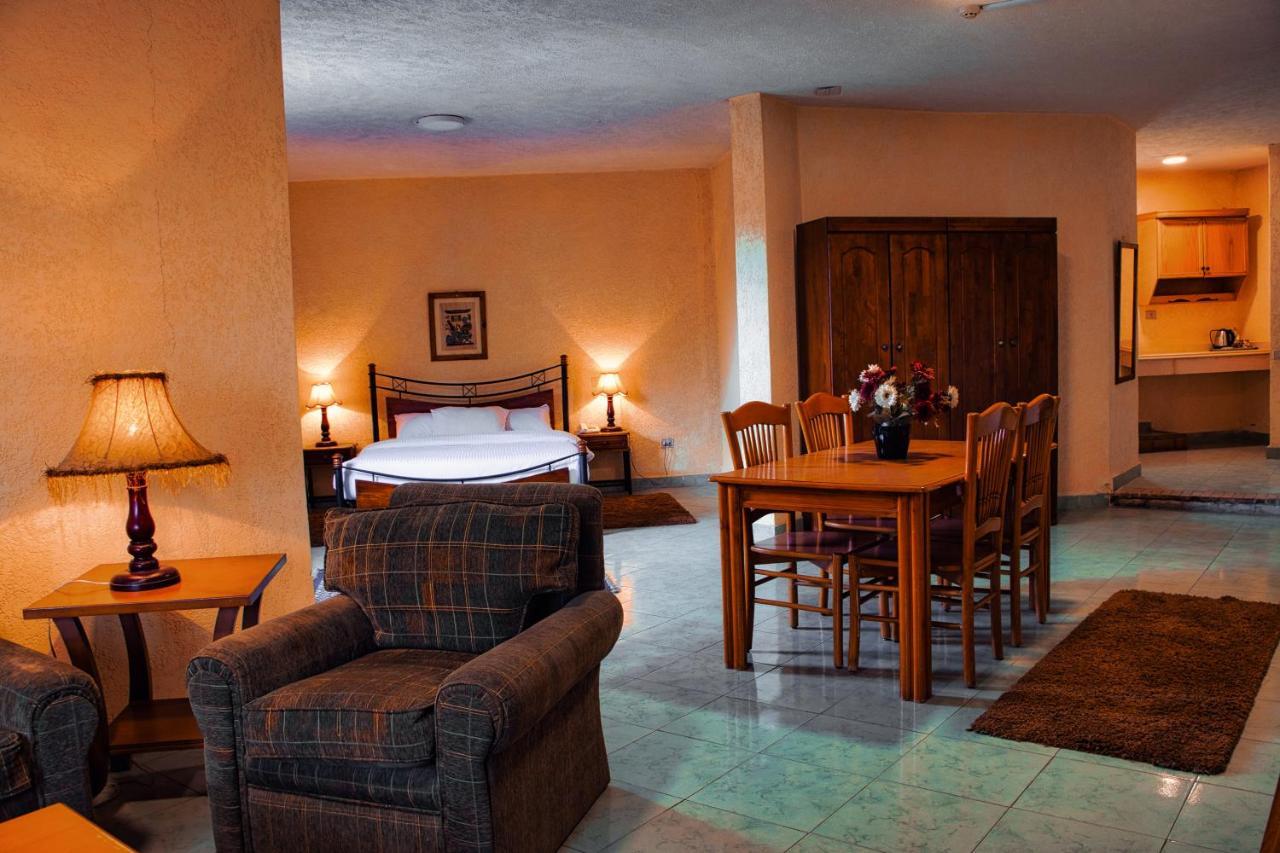 Adham Compound Hotel King Mariout Exterior photo
