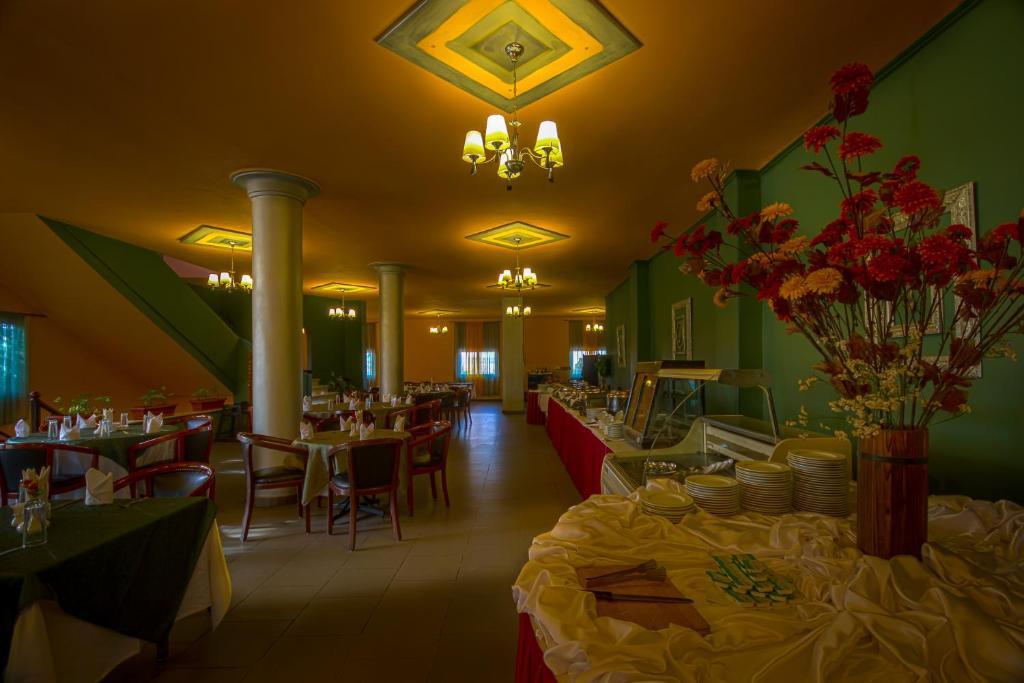 Adham Compound Hotel King Mariout Exterior photo